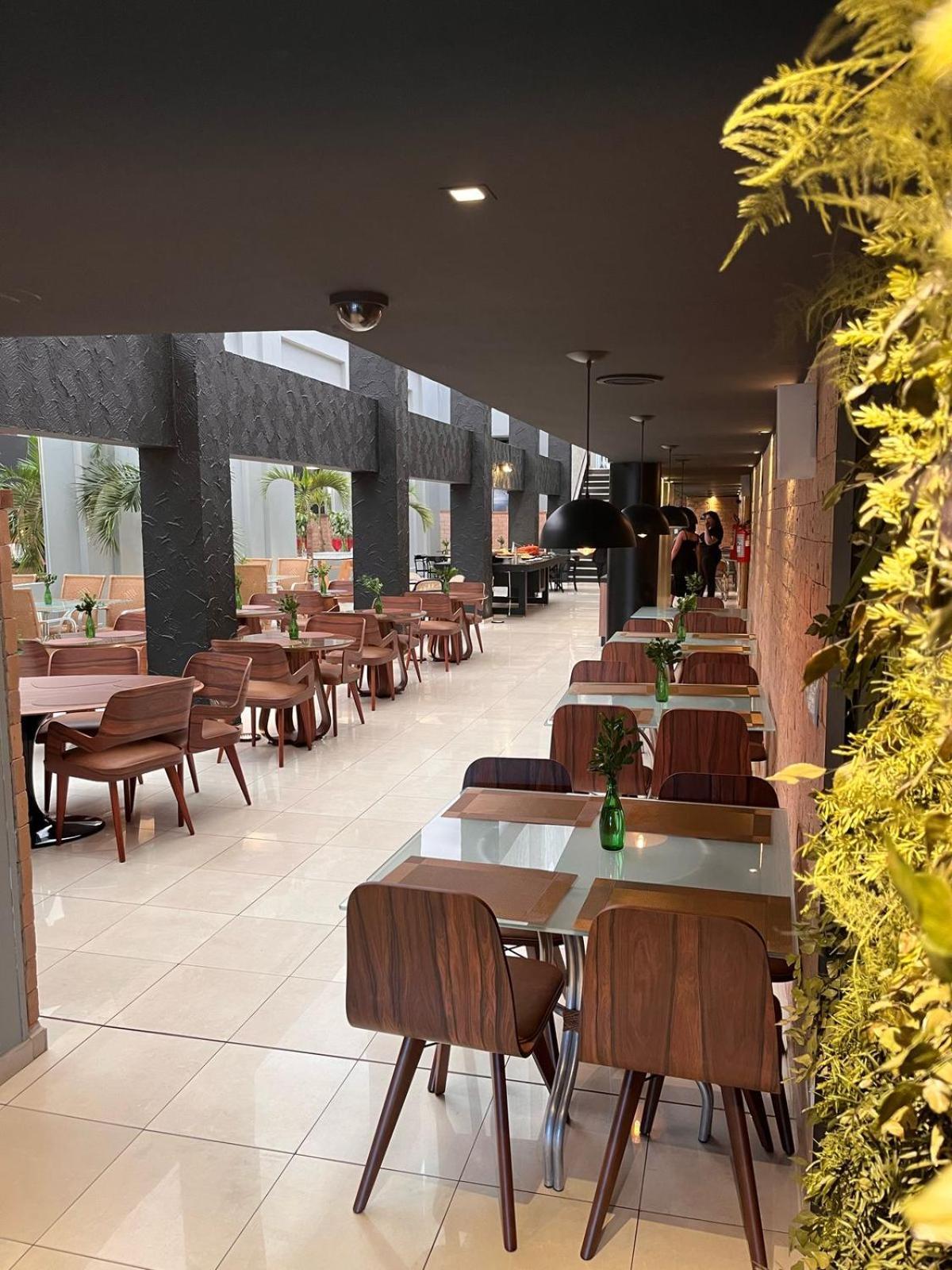Oasis Tower Hotel Ribeirão Preto Eksteriør bilde