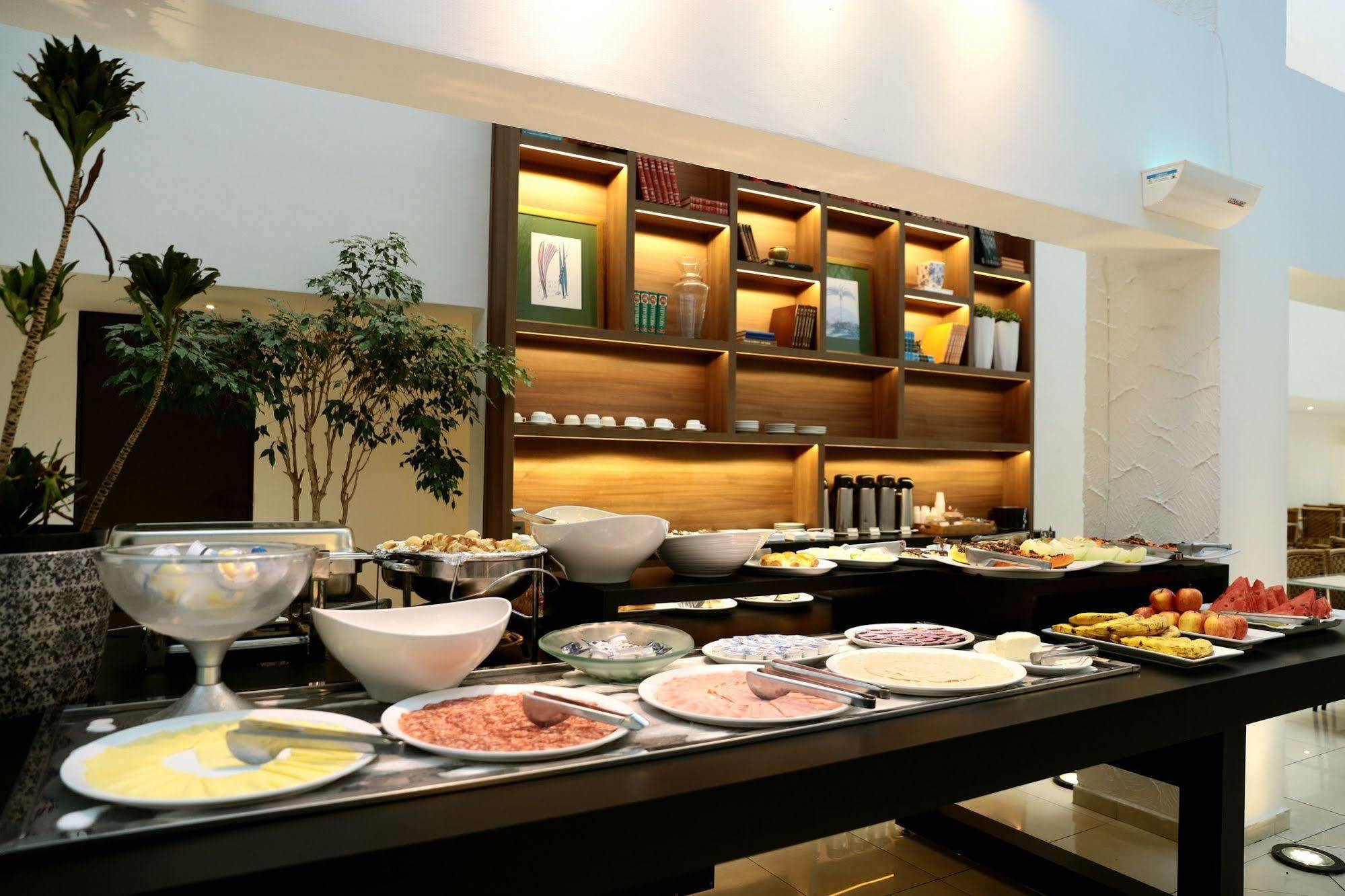 Oasis Tower Hotel Ribeirão Preto Eksteriør bilde